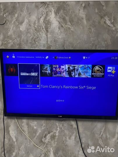 Sony playstation 4 PS4 slim 1tb