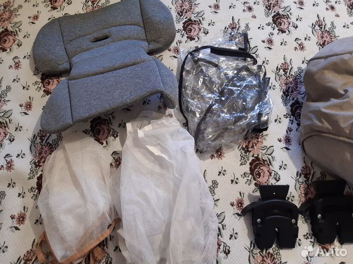 Коляска прогулочная с перекидной ручкой