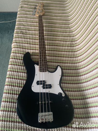 Бас гитара cort gb14pj