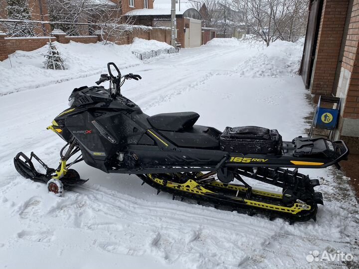 BRP Sammit X 165 850etec