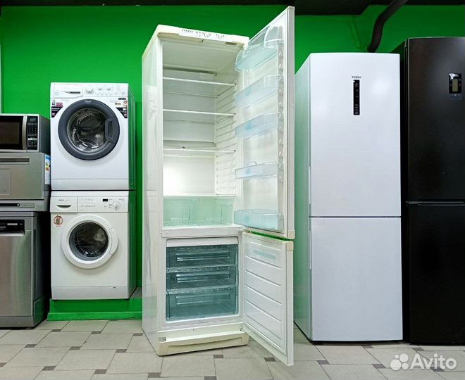 Холодильник бу Electrolux. На гарантии