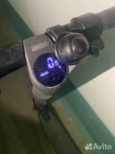 Электросамокат ninebot kickscooter es2