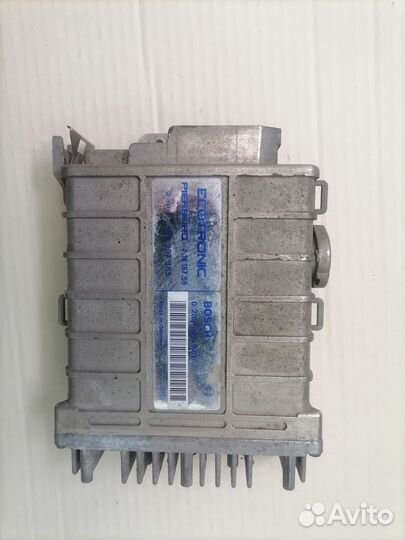 Блок управления двигателем для Audi 80/90 (B3)