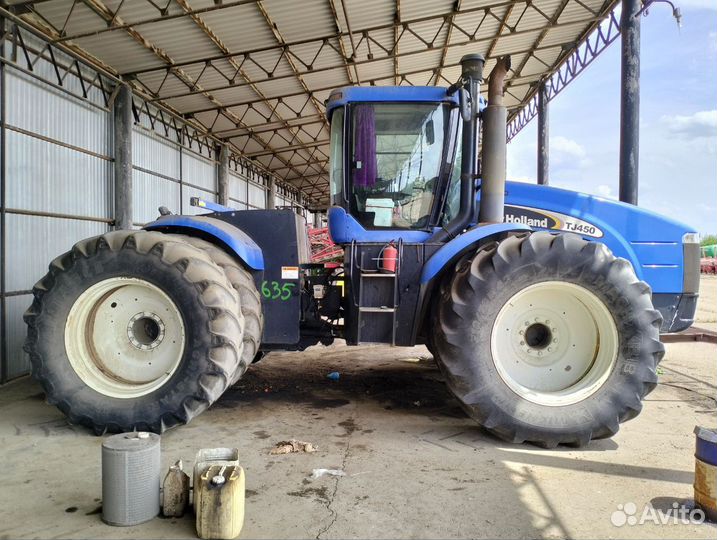 Трактор New Holland TJ430, 2006