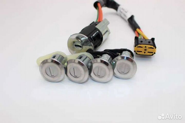 Замок зажигания для largus LADA