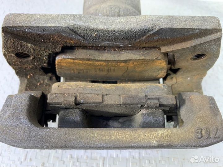 Тормозной суппорт задний левый Mazda Cx7 ER3P