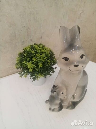 Статуэтка, Заяц с зайчонком'' СССР