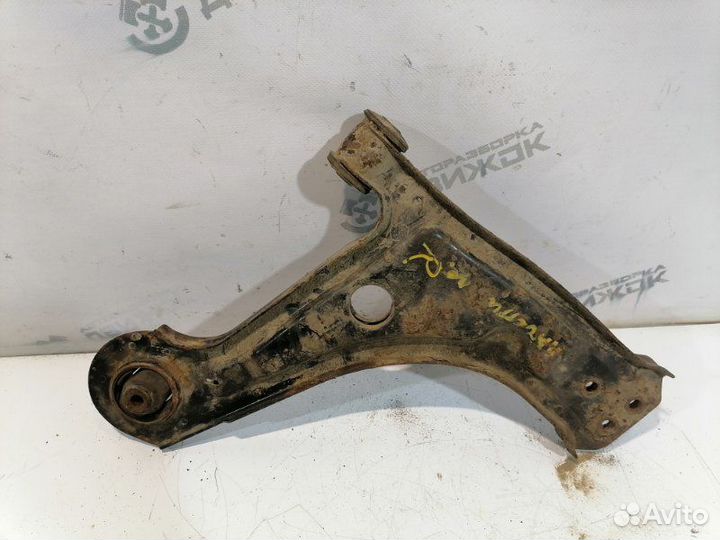 Рычаг подвески передний правый Chevrolet Lacetti