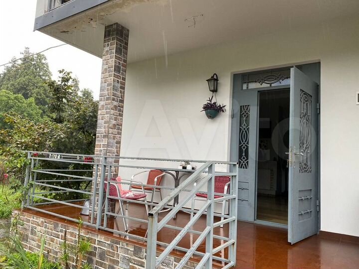 Дом 145 м² на участке 3 сот.