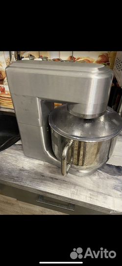 Продаю профессиональный комбайн