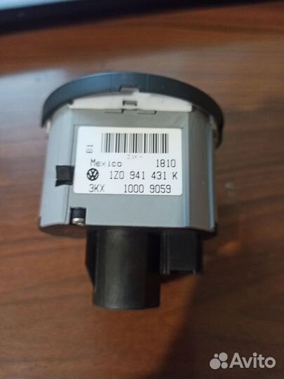 Переключатель света фар Skoda Octavia A5