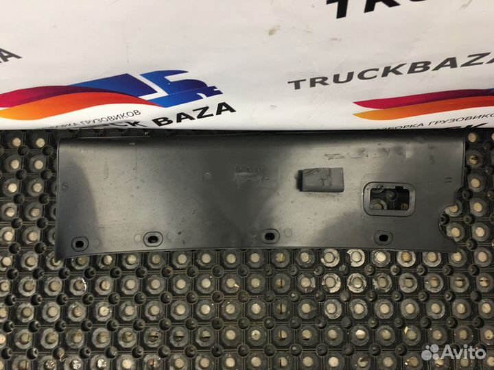 1652236 Накладка на торпедо Daf XF105