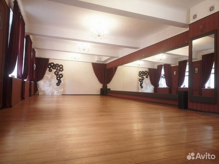 Сдам в аренду уютный зал 62м2 в центре города