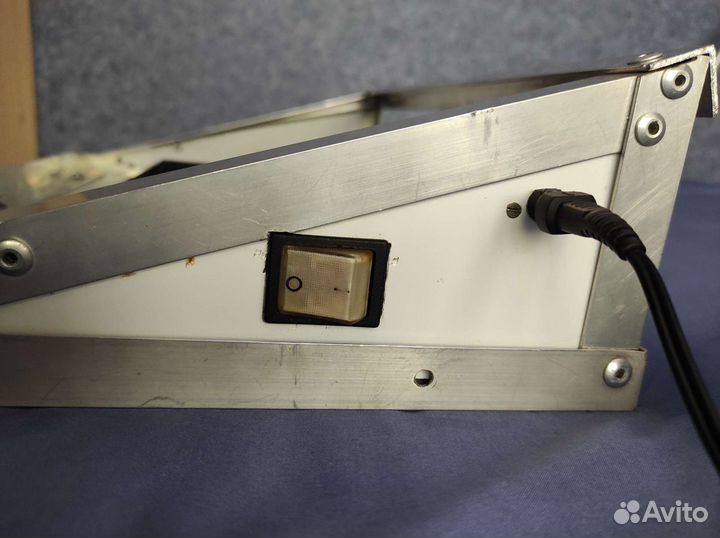 Охлаждающая подставка для ноутбука