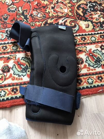 Коленный ортез