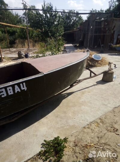 Лодка с мотором Ямаха 25