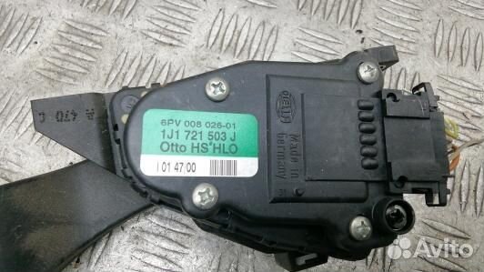 Педаль газа skoda octavia A4 (2ST13NW01)