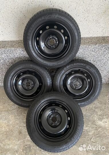 AMP Terrain Attack A/T A 205/50 R17 25H