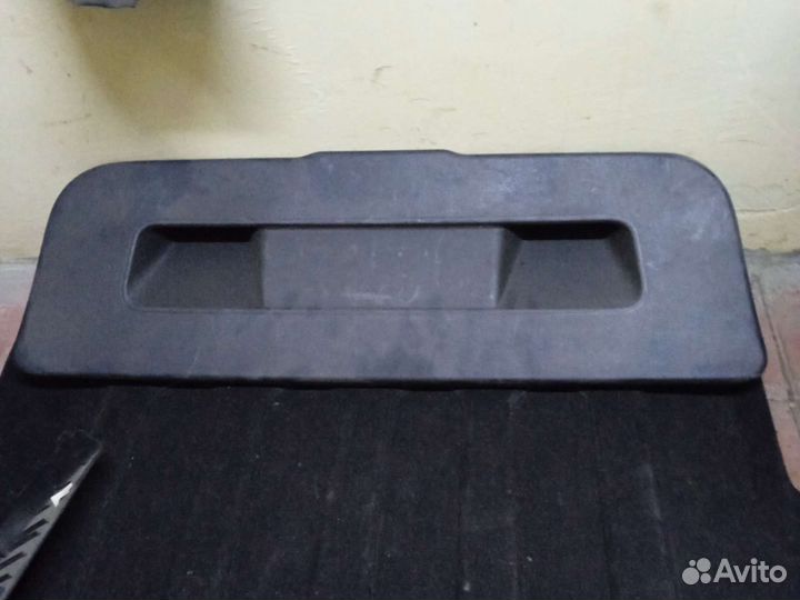 Обшивка крышка багажника Фольксваген Поло