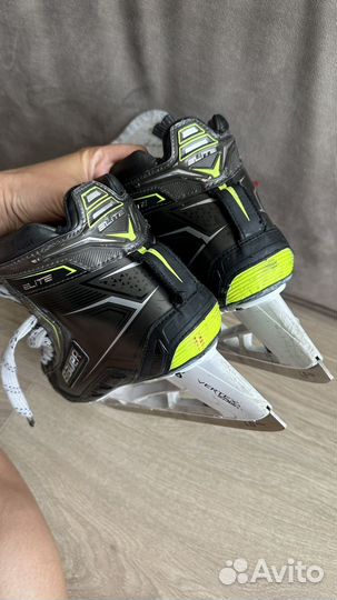 Вратарские коньки bauer elite int