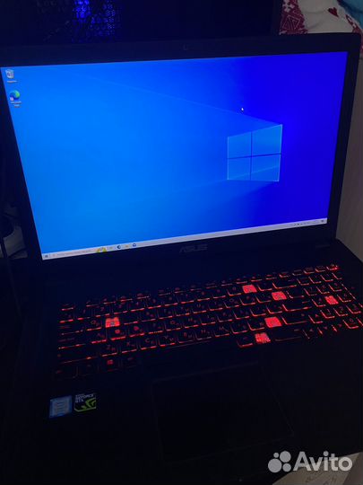 Ноутбук Asus