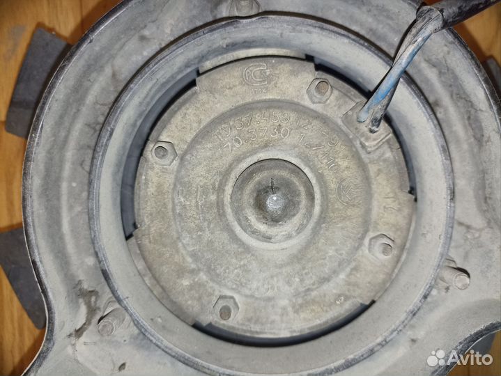 Вентилятор охлаждения радиатора