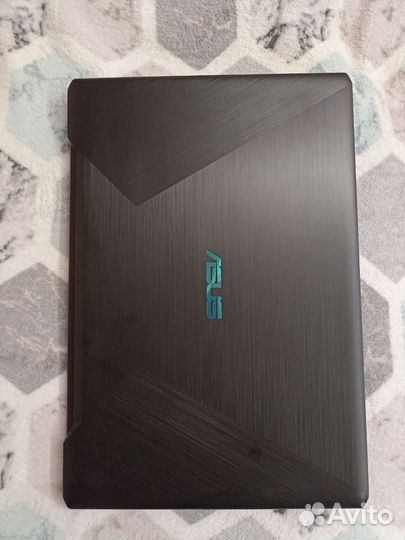 Игровой ноутбук asus