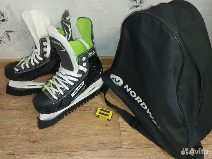 Хоккейные коньки bauer