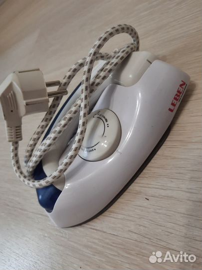 Утюг дорожный