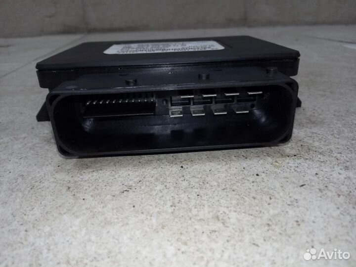 Блок управления стояночным тормозом Mercedes-Benz