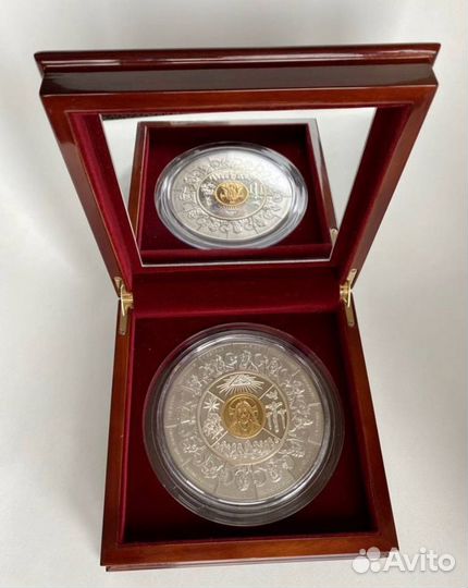 Коллекционная монета Либерии серебро 1 кг