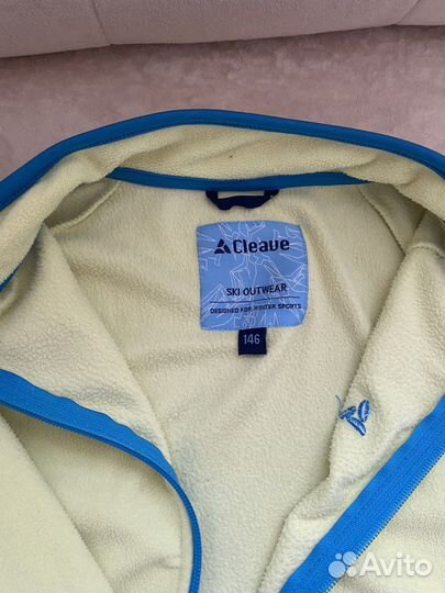 Кофта на молнии для девочки