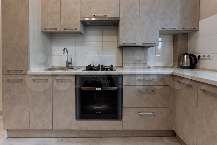 1-к. квартира, 38 м², 4/8 эт.