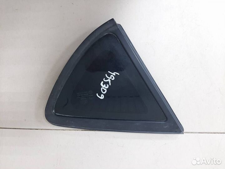 Стекло кузовное глухое левое Hyundai Solaris 2010