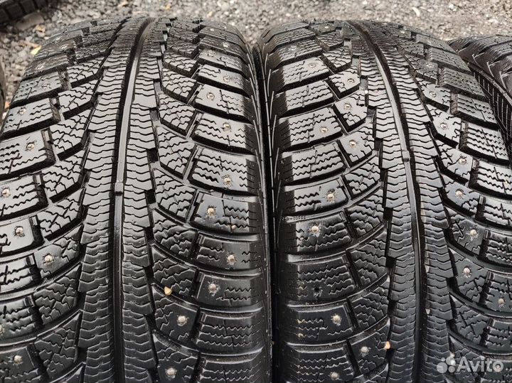 Gislaved Nord Frost 5 235/55 R17 103T