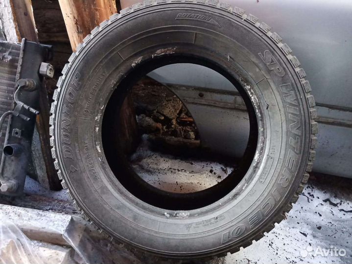 Dunlop SP Winter Ice 01 205/65 R15