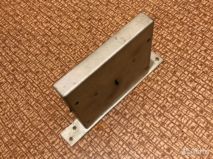 Замок дверной