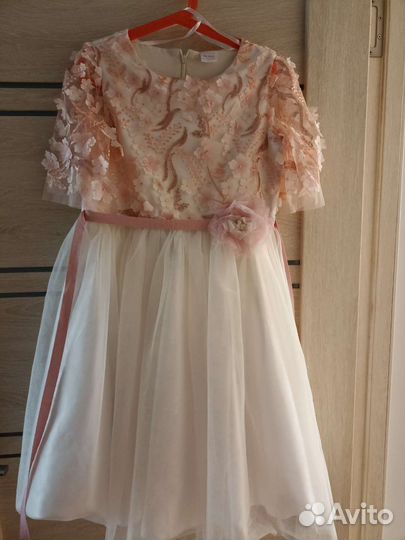 Платье праздничное для девочки 146
