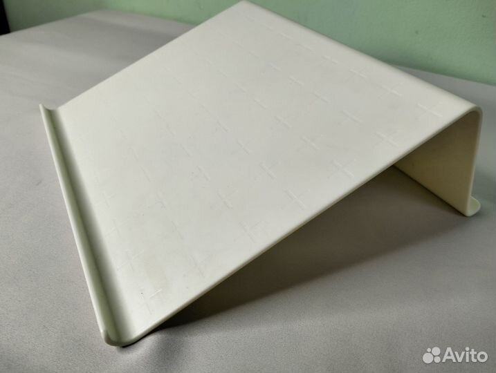 Подставка для планшета IKEA Исбергет белая