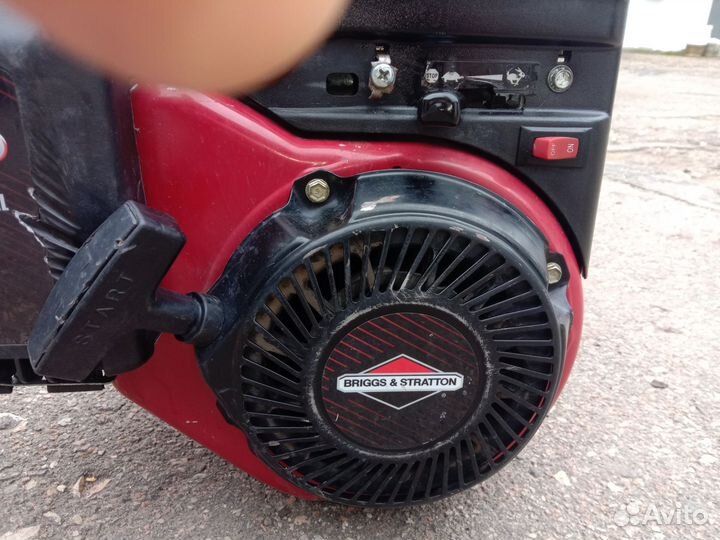 Двигатель Briggs Stratton 650 (190cc)