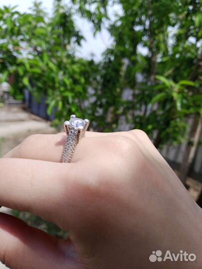 Серебряное кольцо