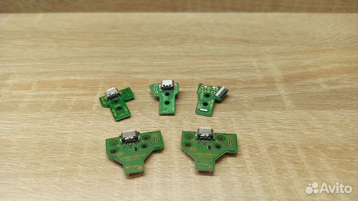 Запчасти для геймпада DualShock 4, PlayStation 4