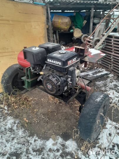 Дровокол гидравлический бензиновый