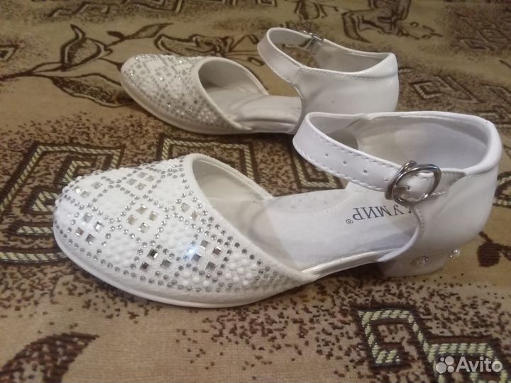 Туфли на девочку