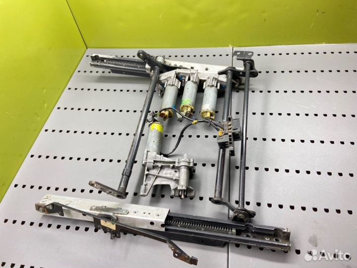 Привод сидения Mercedes-Benz S-Class W140 M603