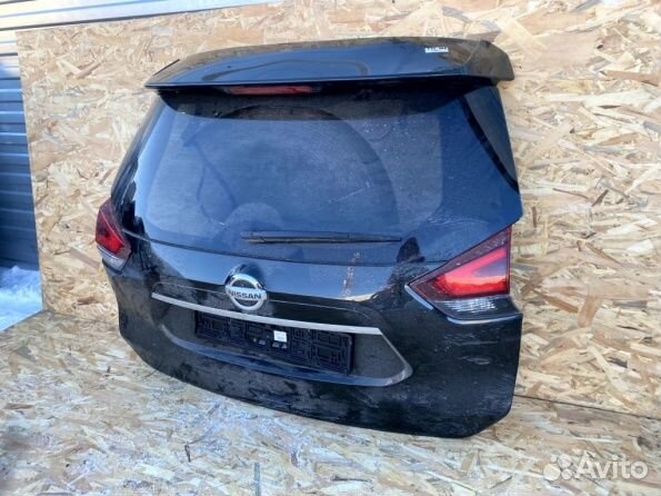 Дверь багажника Nissan X-Trail T32
