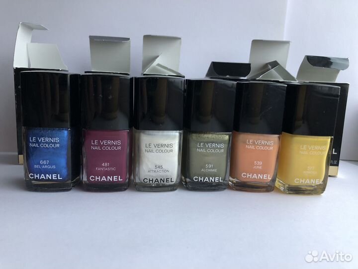Лаки для ногтей Chanel