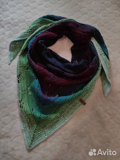 Бактус вязаный, шаль, платок