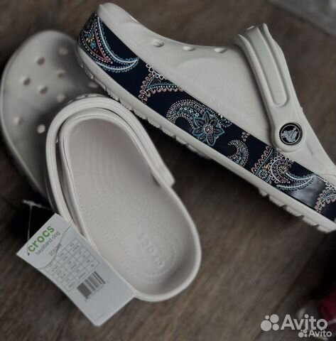 Crocs женские новые 7/9 купить в Санкт-Петербурге | Личные вещи | Авито