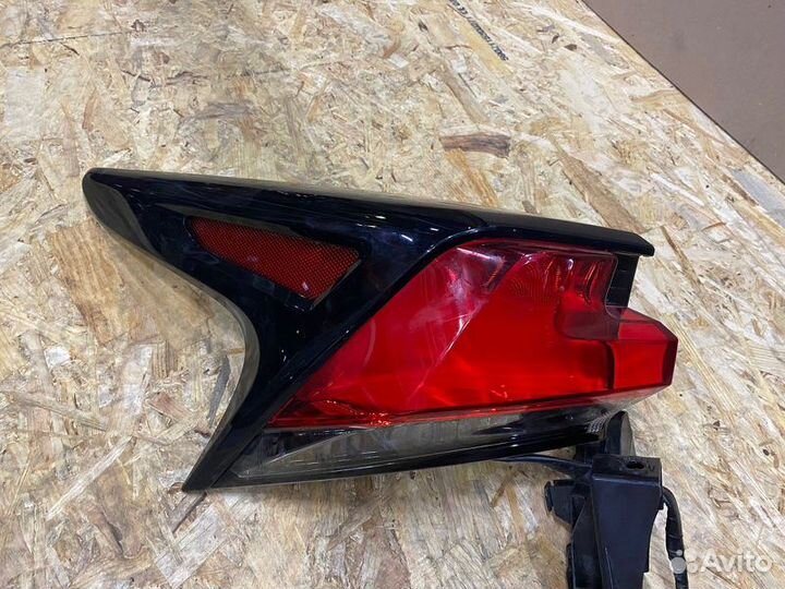 Фонарь задний левый Lexus NX Z10